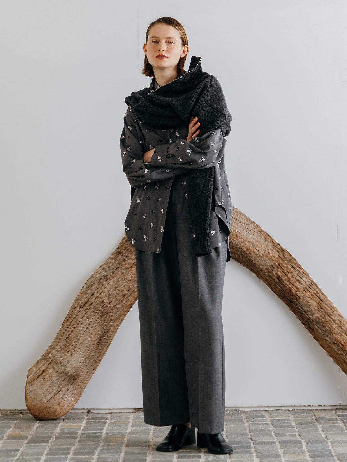 FLOWER EMBROIDERY SHIRTS