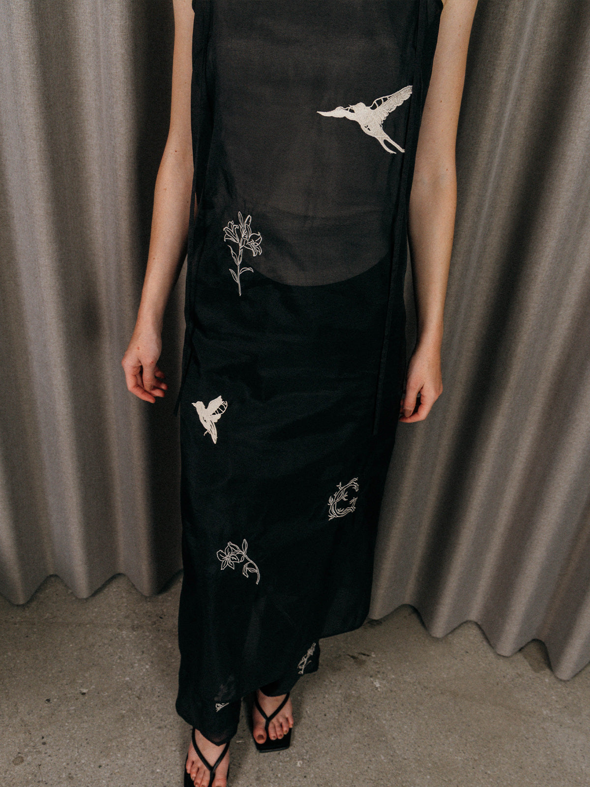 FRAGMENT VEIL DRESS