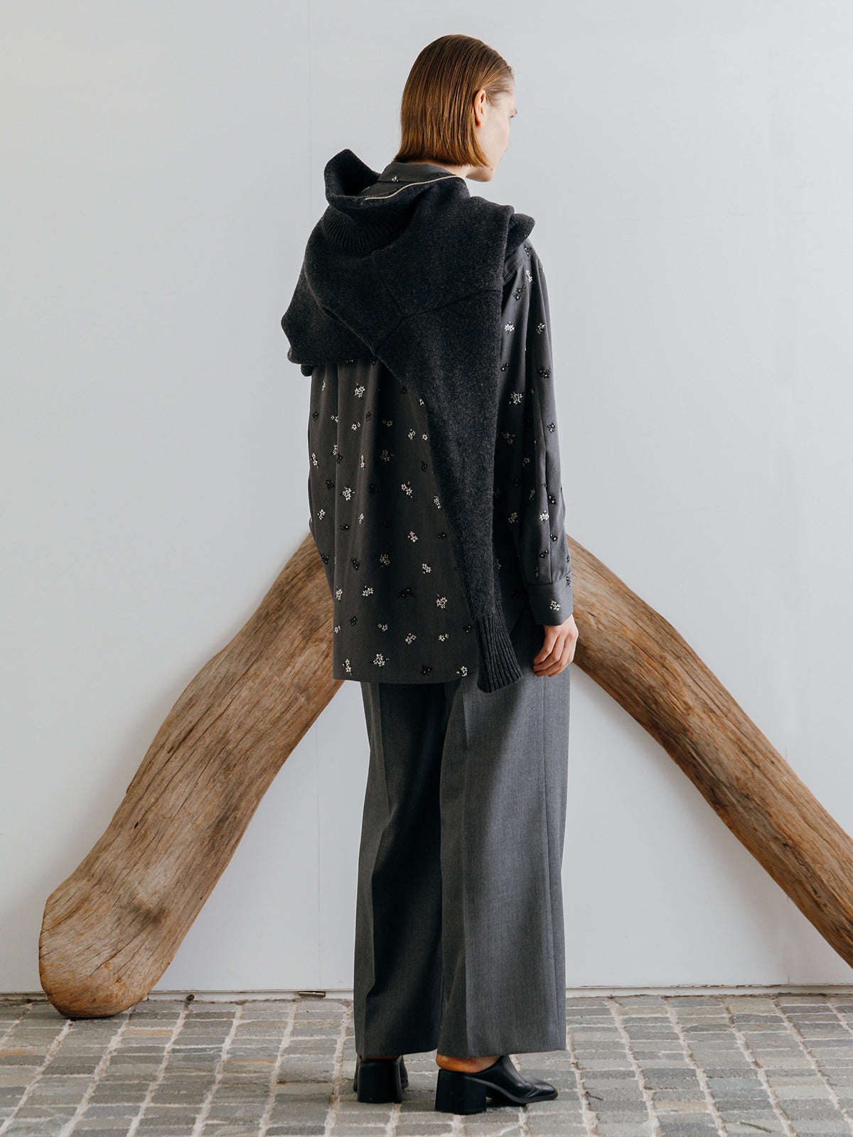 FLOWER EMBROIDERY SHIRTS