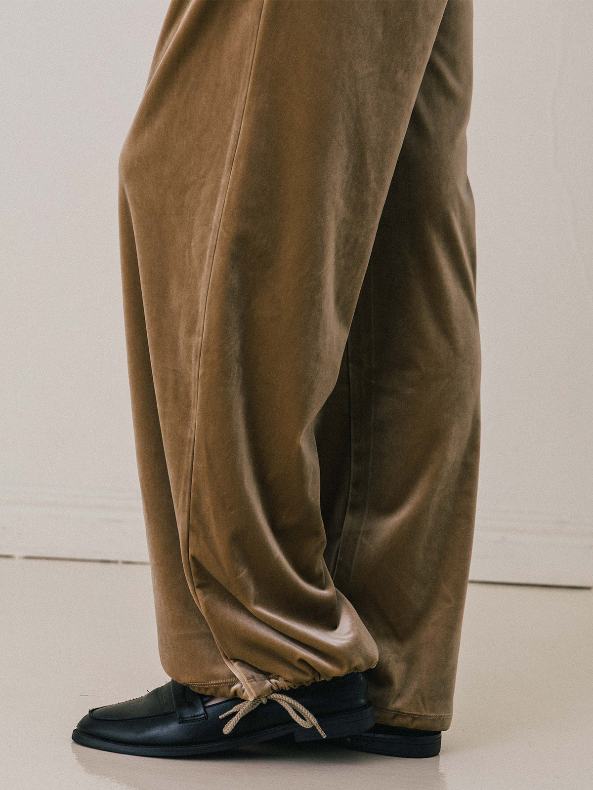 HILTON VELOUR PANTS