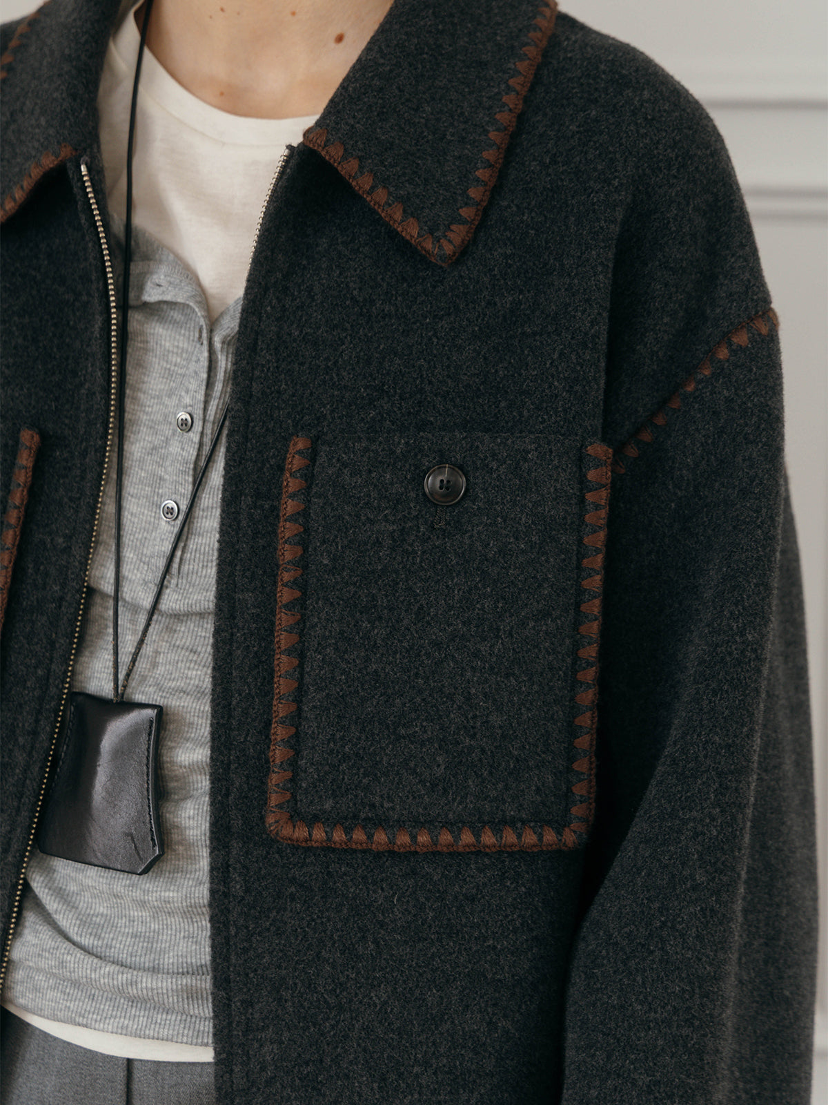 WOOL EMBROIDERY SHORT ZIP JACKET