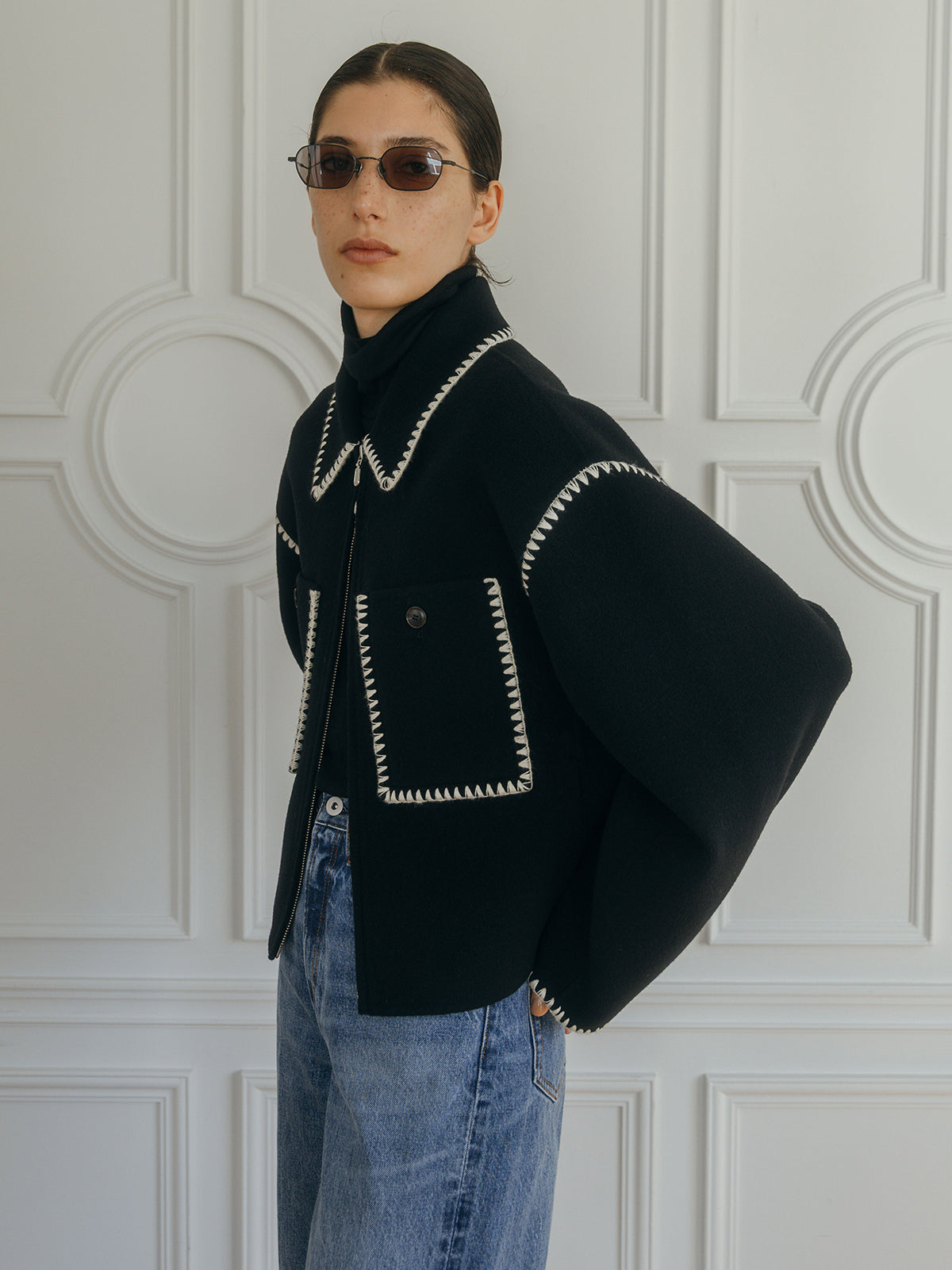 WOOL EMBROIDERY SHORT ZIP JACKET