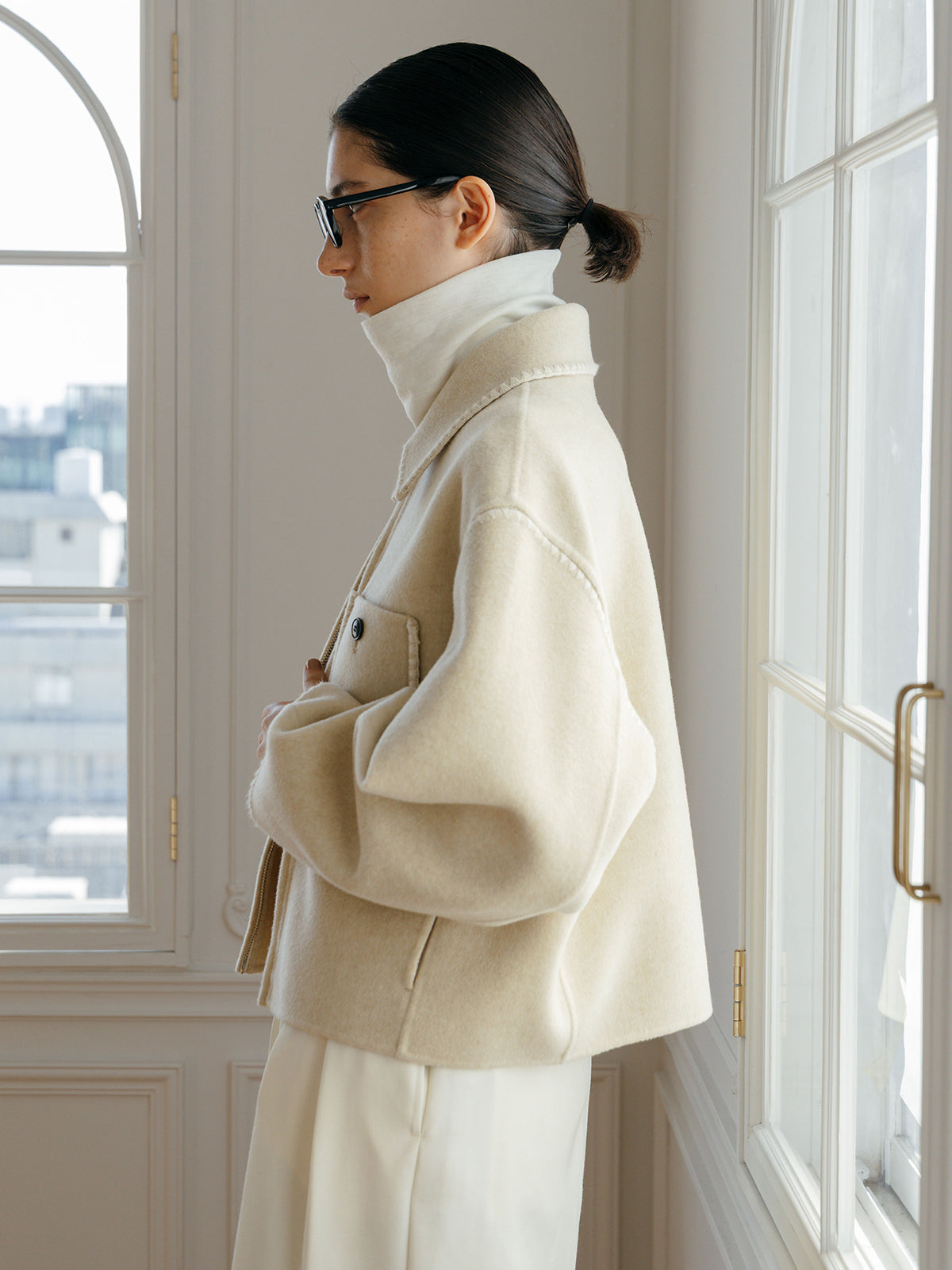 WOOL EMBROIDERY SHORT ZIP JACKET