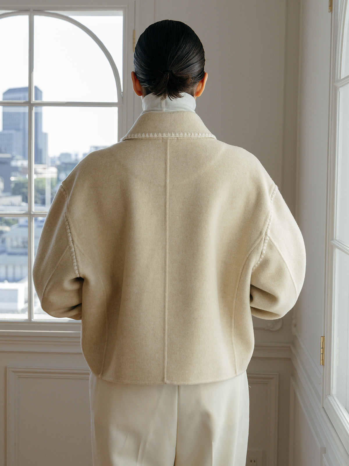 WOOL EMBROIDERY SHORT ZIP JACKET