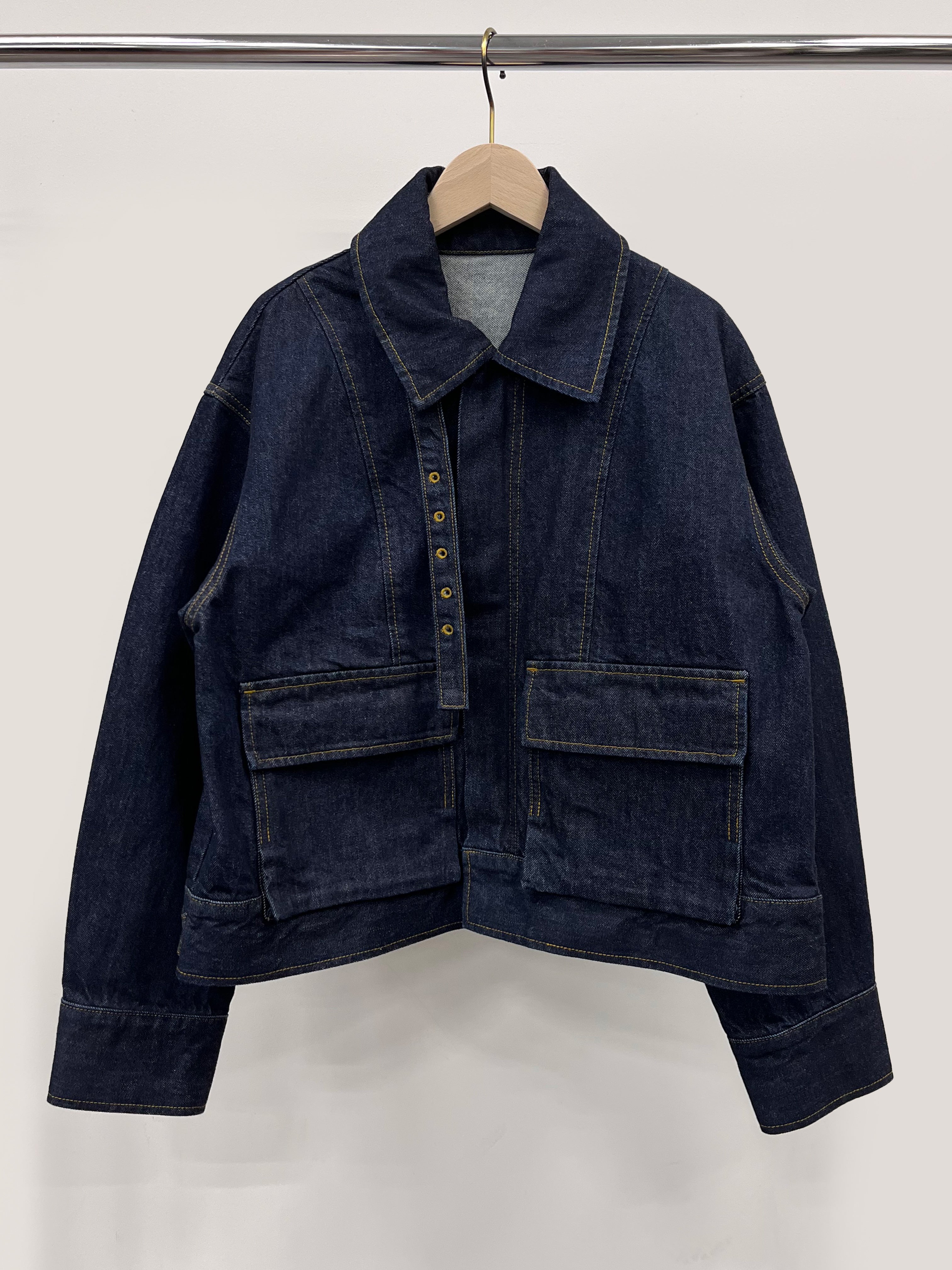 TWO POCKET DENIM JACKET