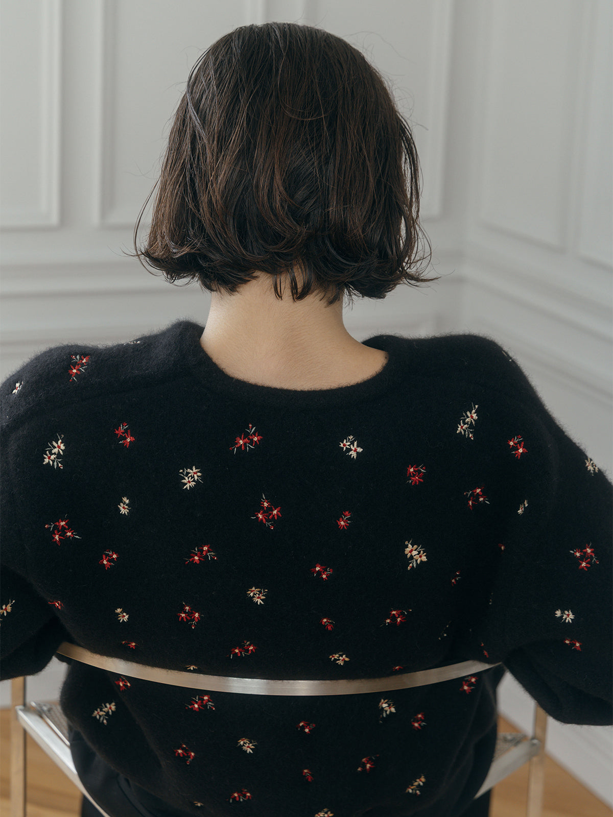 FLOWER EMBROIDERY KNIT JACKET