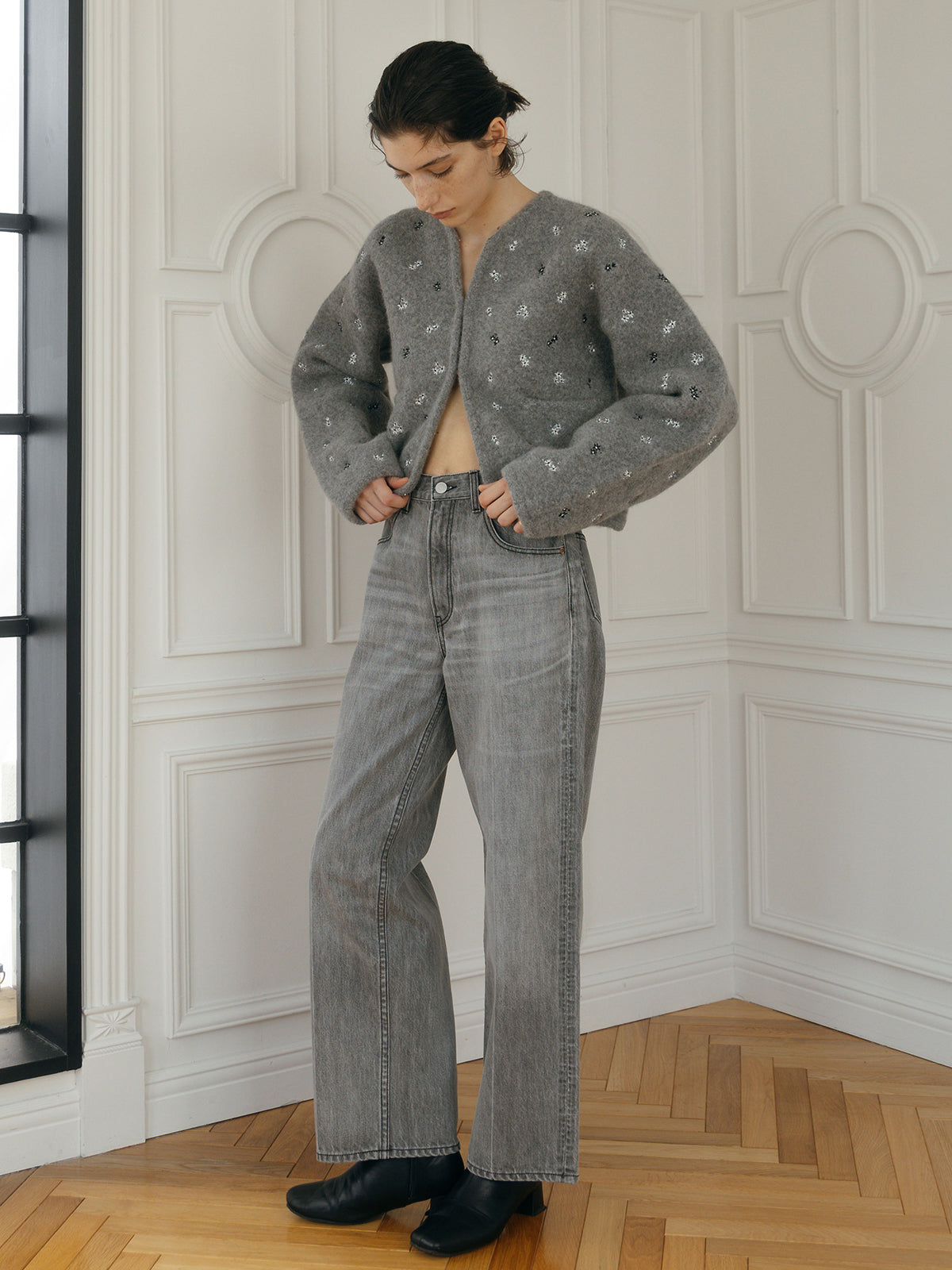 FLOWER EMBROIDERY KNIT JACKET