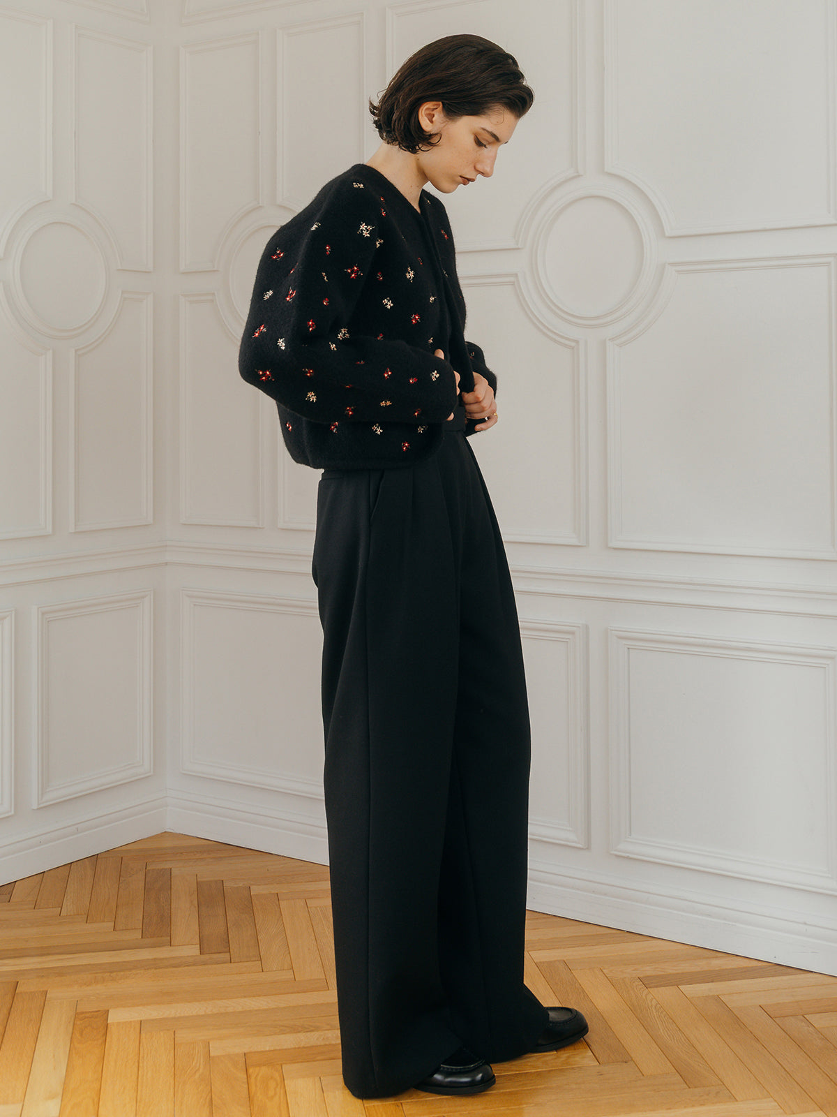 FLOWER EMBROIDERY KNIT JACKET