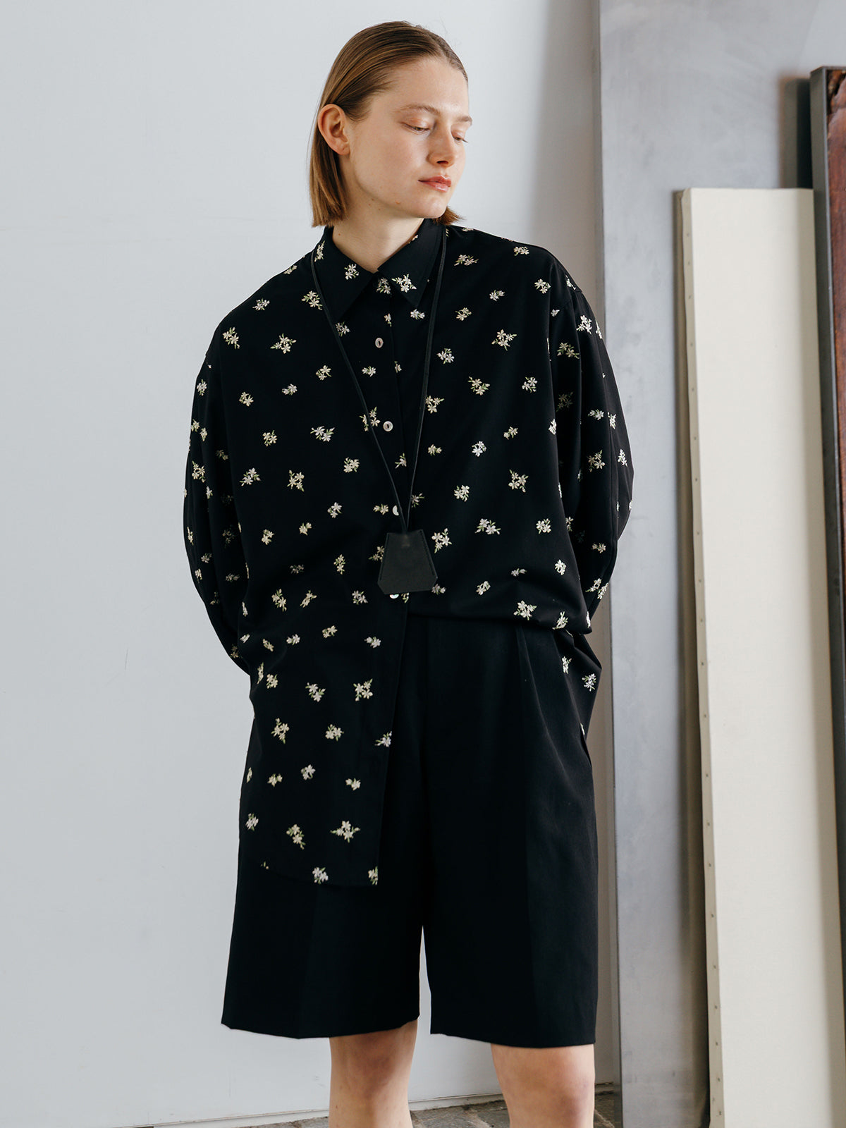 FLOWER EMBROIDERY SHIRTS