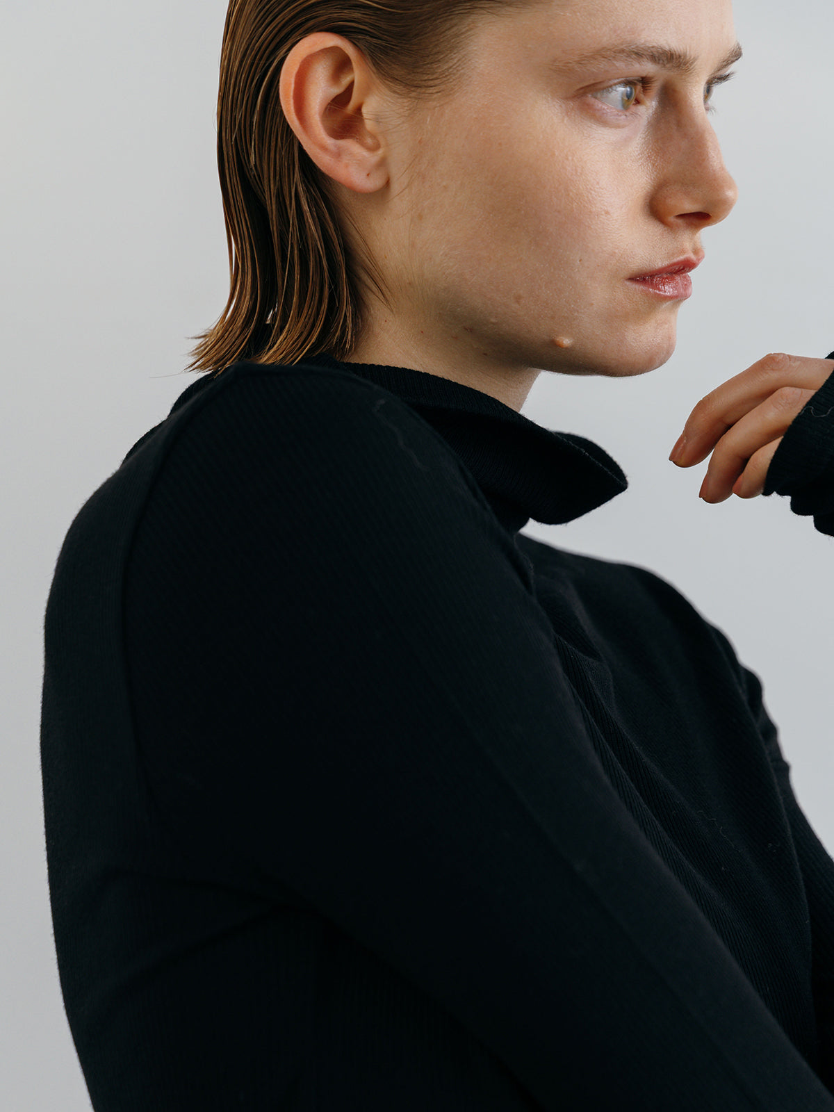 HENRY HIGH NECK TOPS