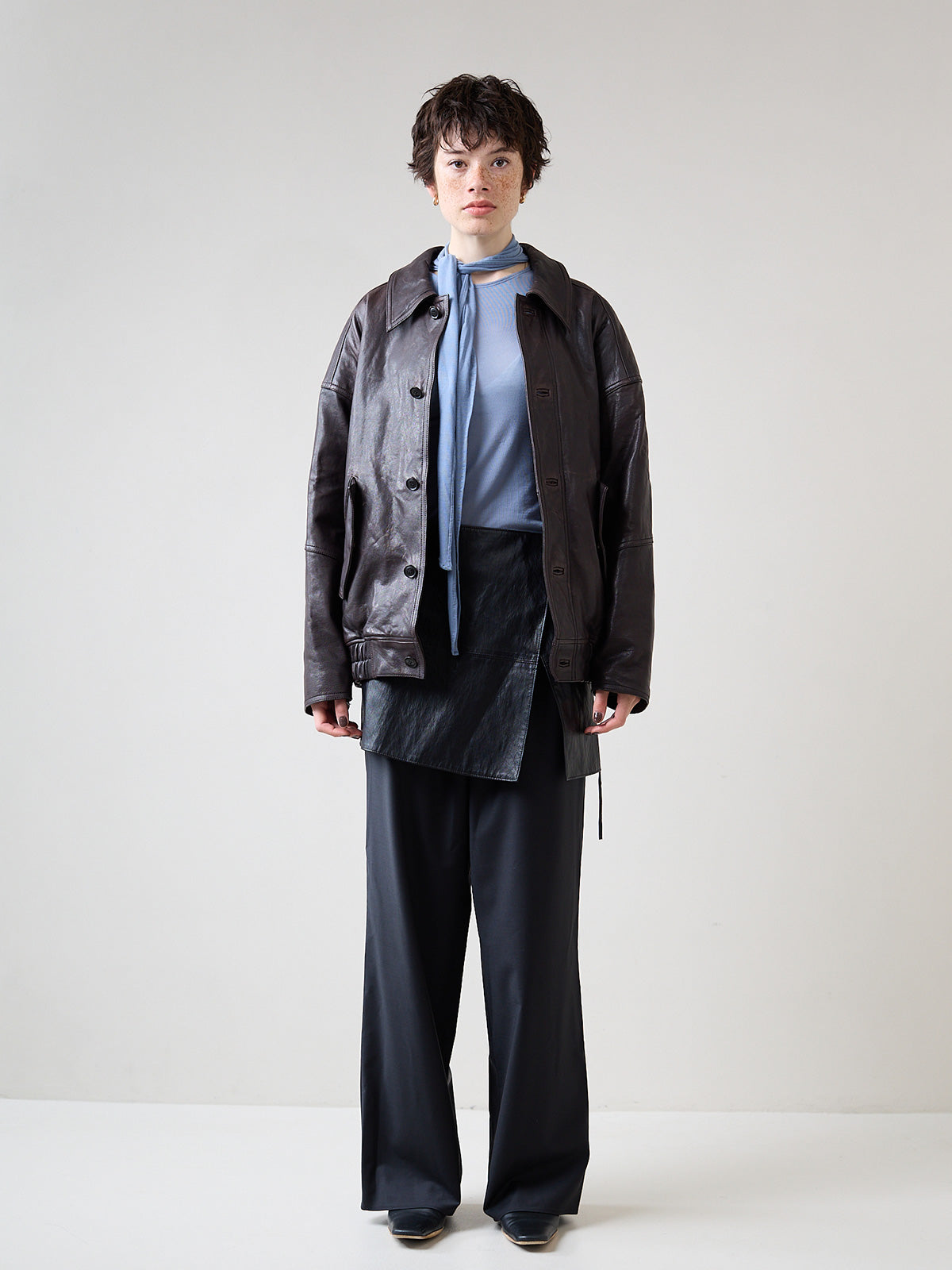 BOMBER JACKET IN LEATHER