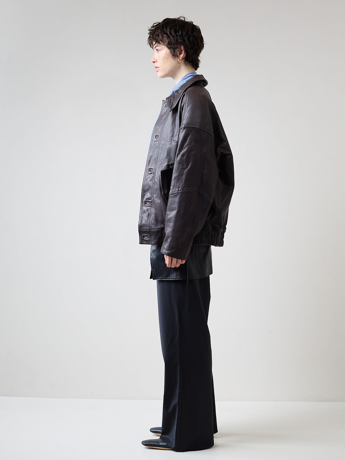 BOMBER JACKET IN LEATHER