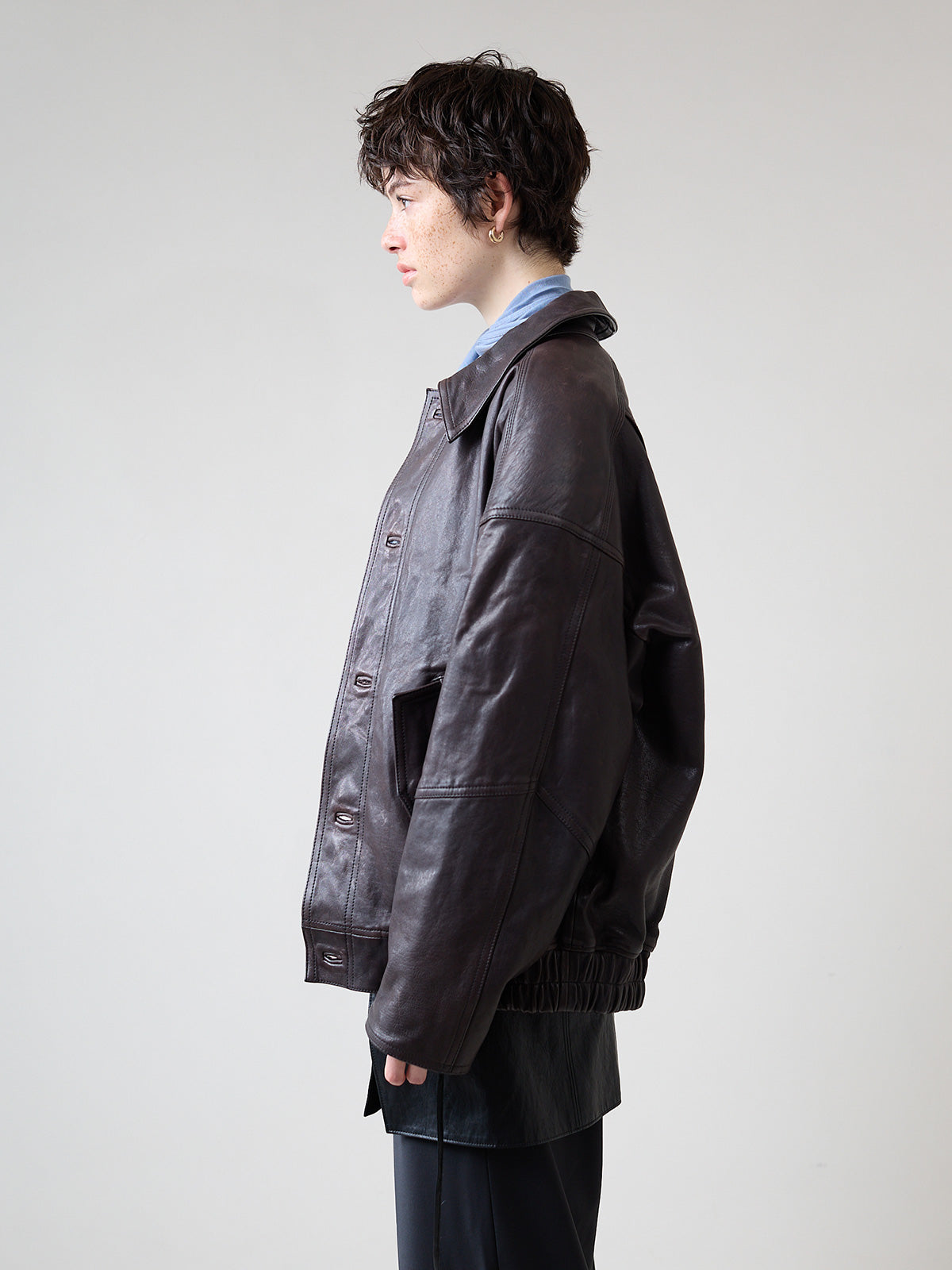 BOMBER JACKET IN LEATHER