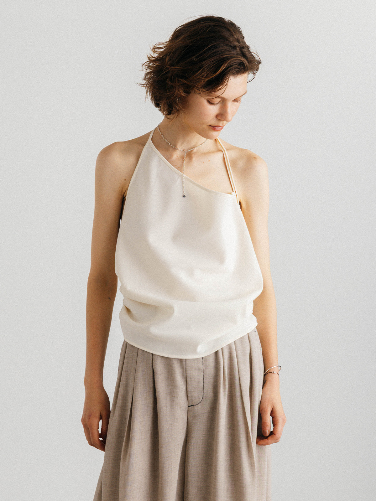 HOLTER NECK TOPS