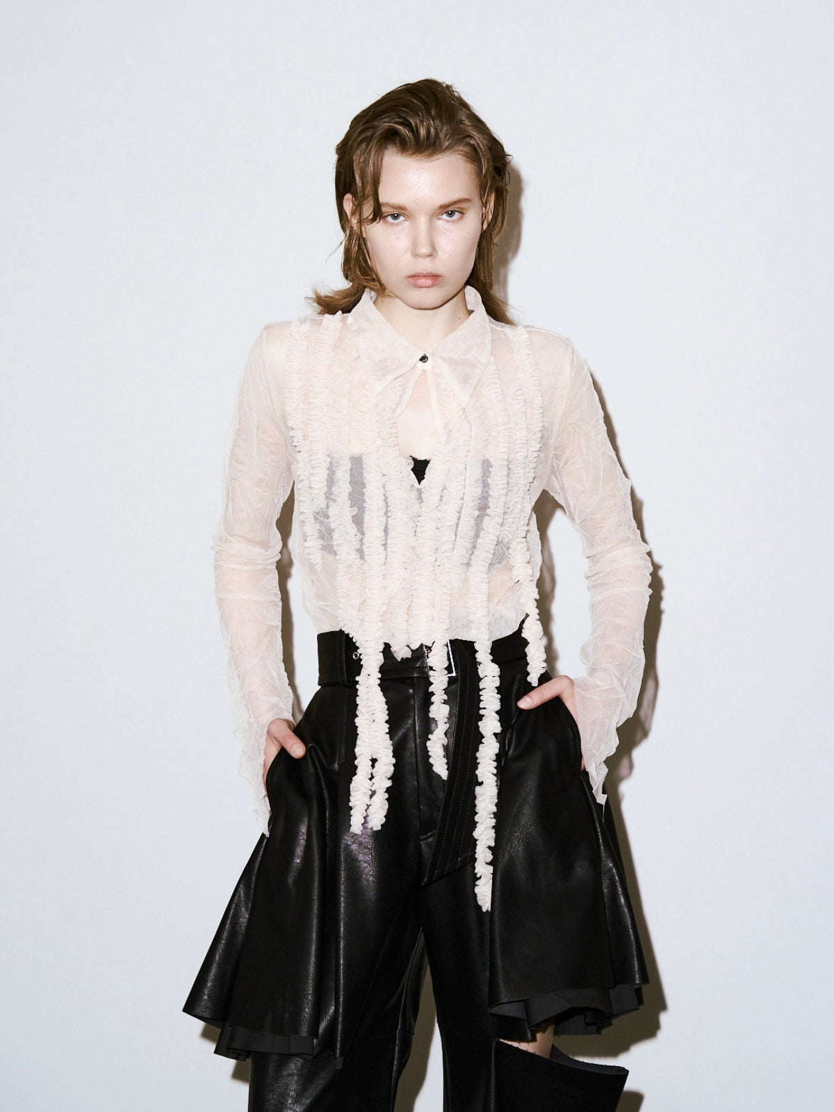 ETERNAL FRILL LONG TOPS