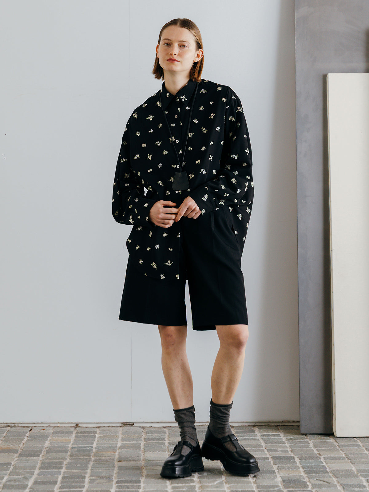 FLOWER EMBROIDERY SHIRTS