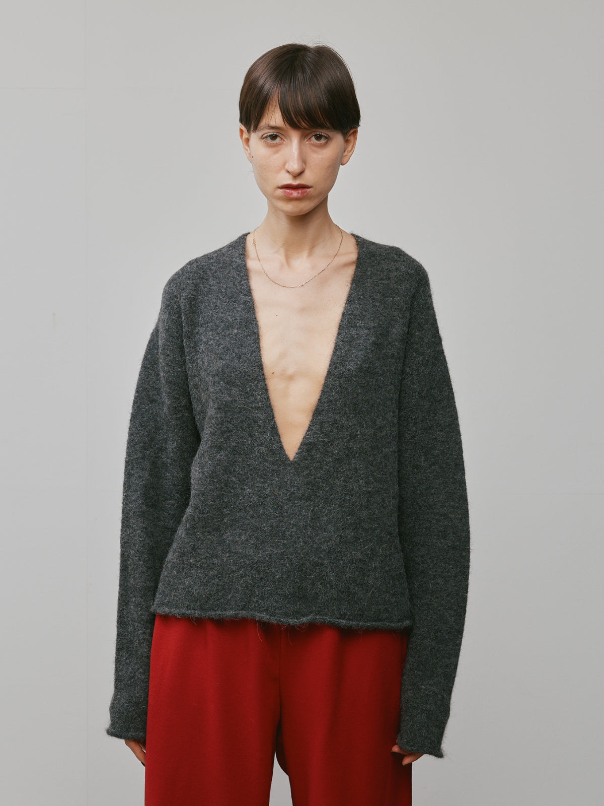 DEEP VN MOHAIR KNIT