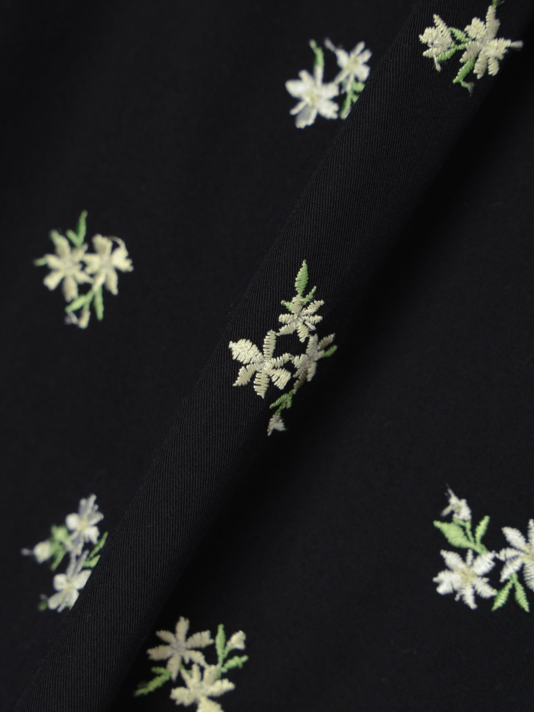 FLOWER EMBROIDERY SHIRTS