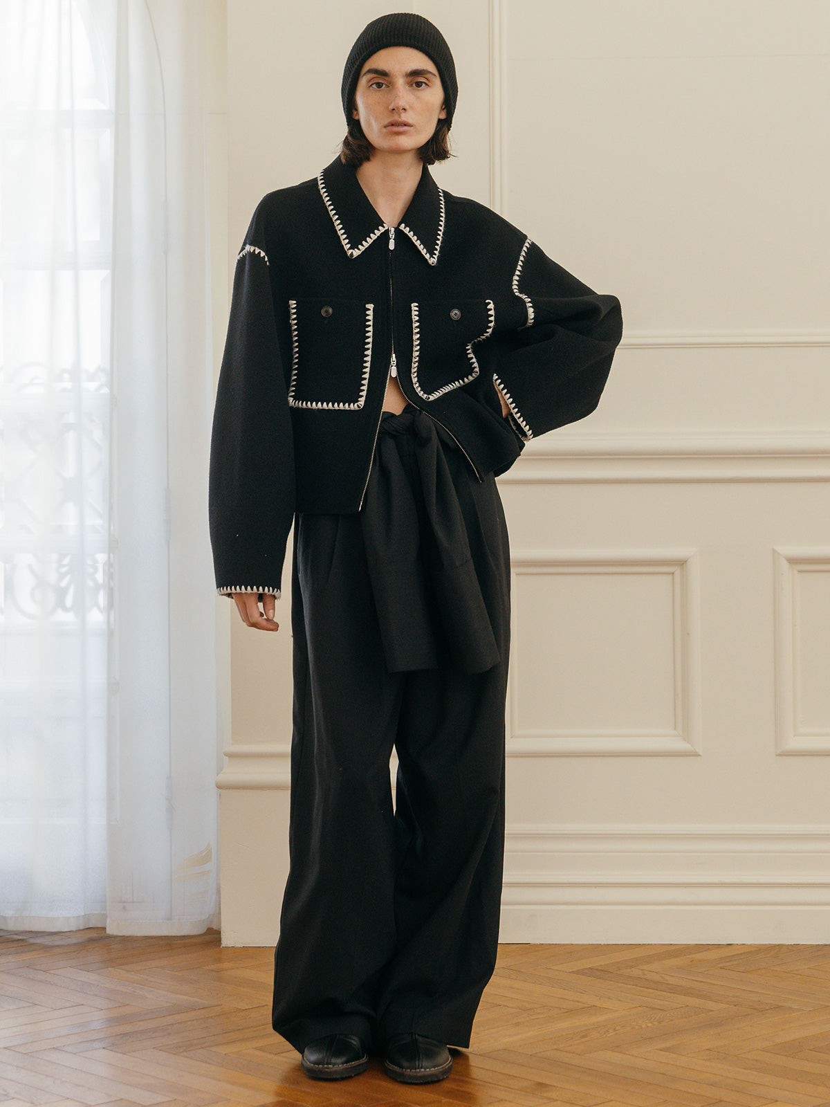 WOOL EMBROIDERY SHORT ZIP JACKET