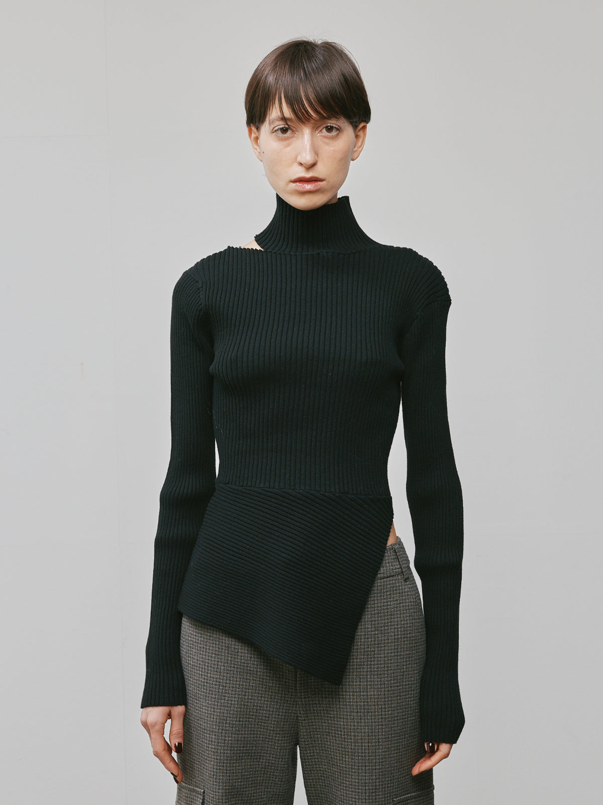 RIB ASYMMETRY KNIT
