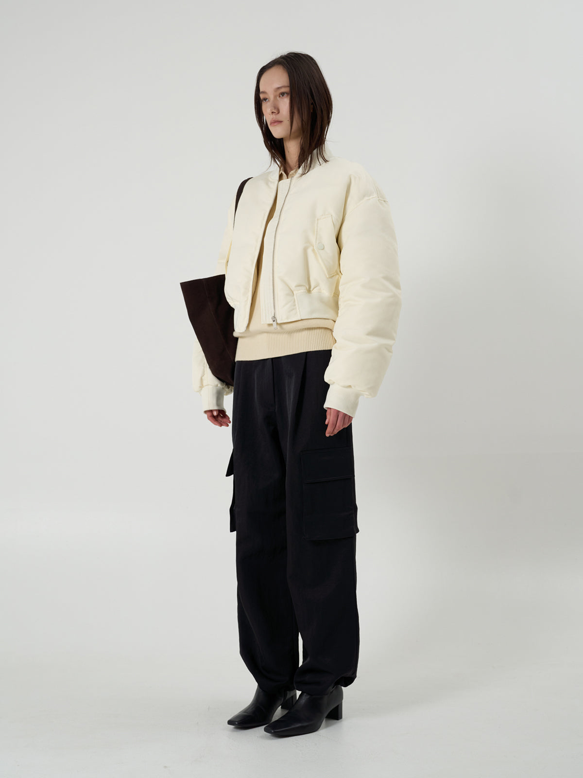 【BLOSSOM】CHAO BOMBER SHORT PADDING