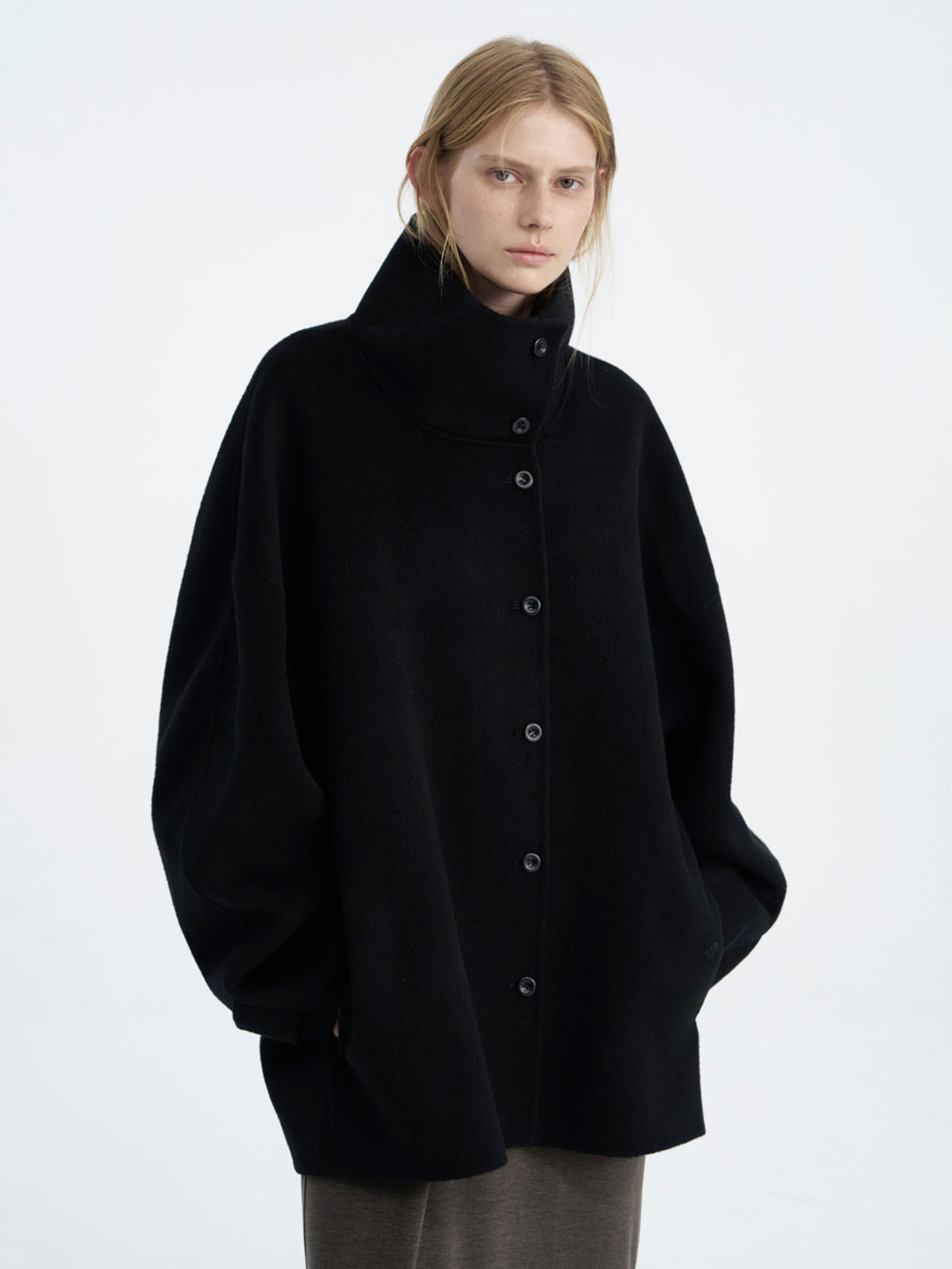 【Studio Doe】100% Wool Volume Sleeve Handmade Coat