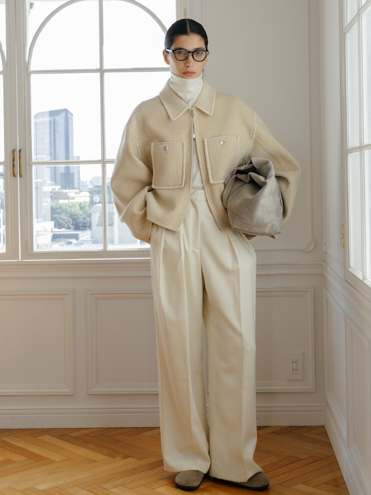 FINE WOOL OVER HIGH NECK TOPS