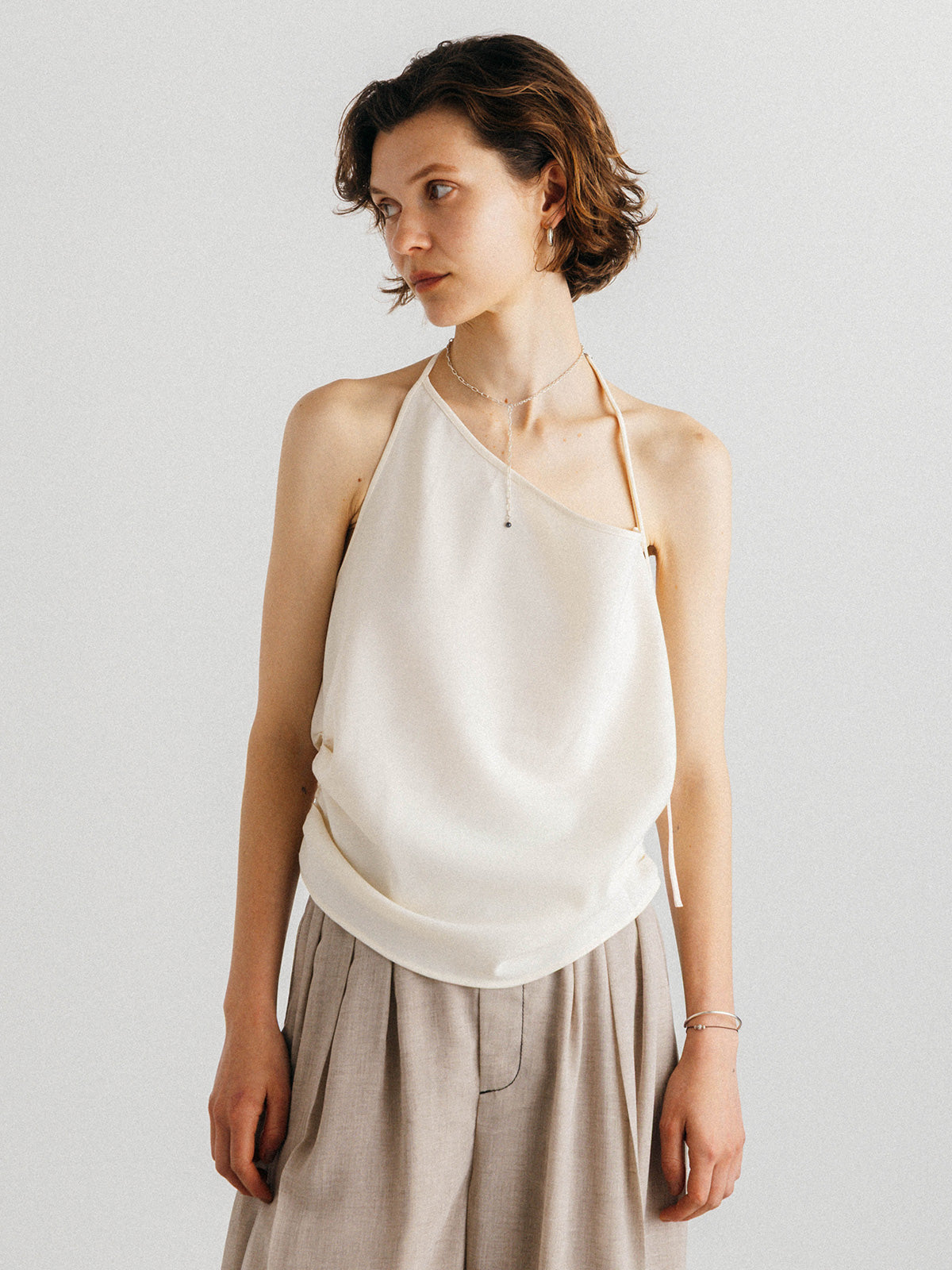HOLTER NECK TOPS