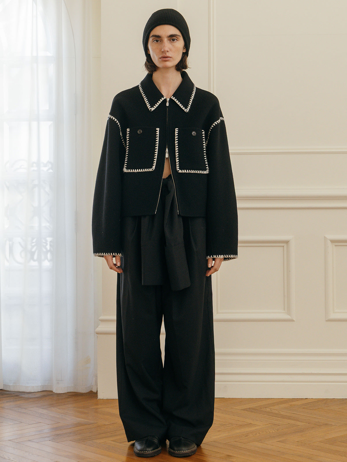 WOOL EMBROIDERY SHORT ZIP JACKET