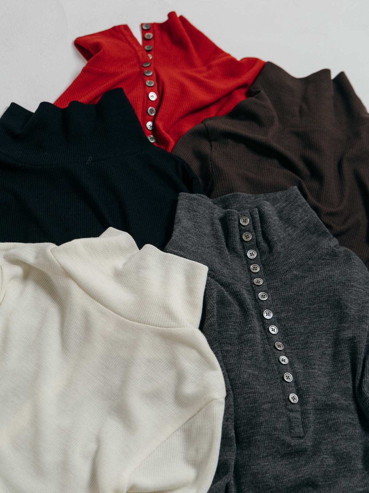 HENRY HIGH NECK TOPS