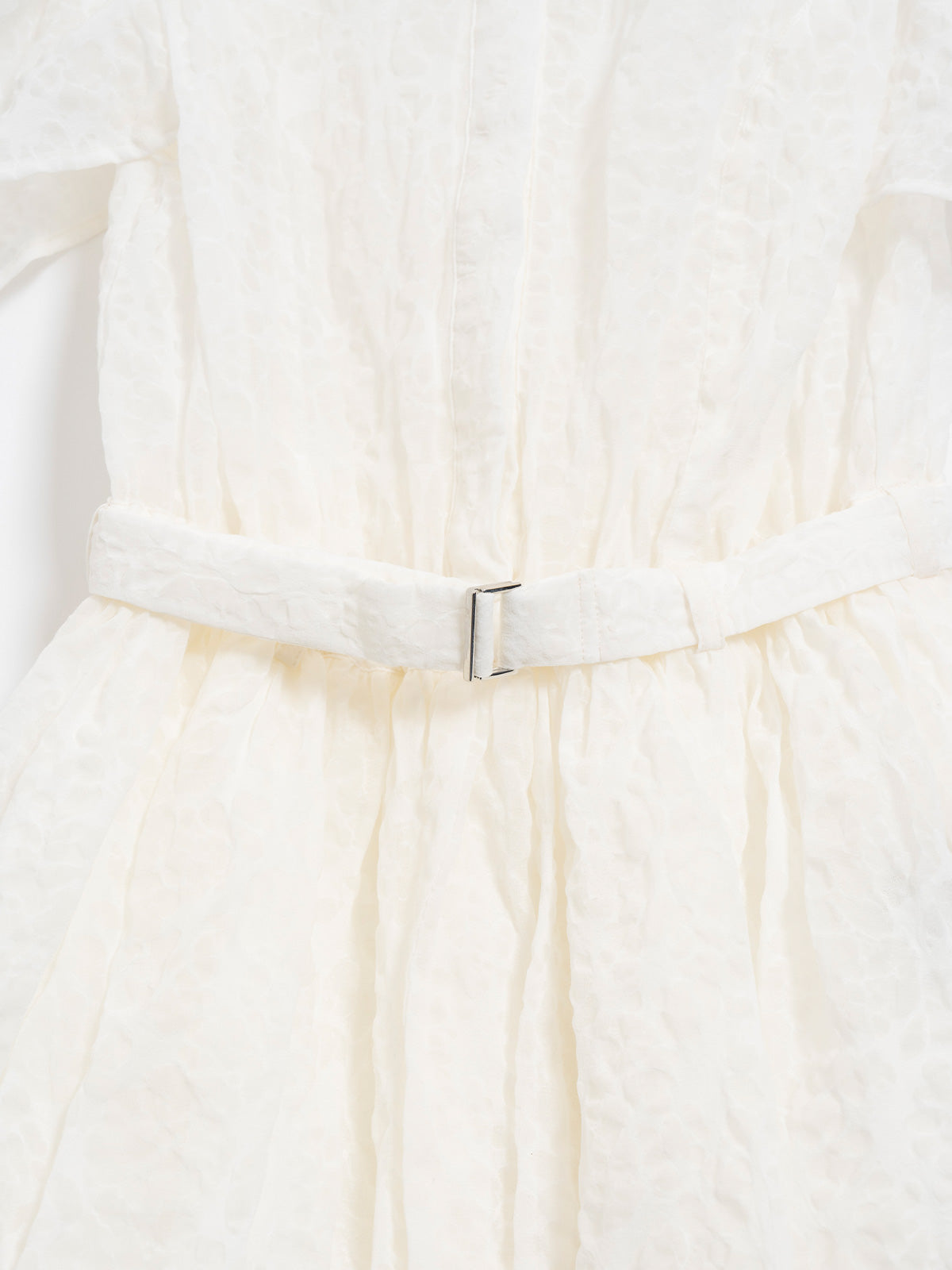 Globe form blouse