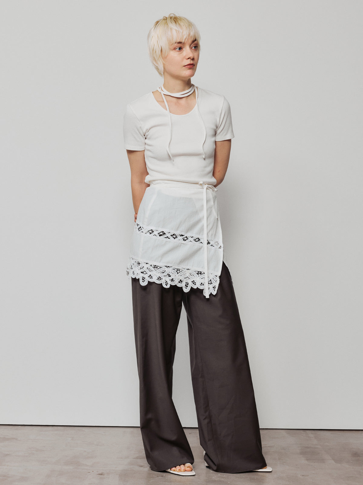 EVERYWHERE COVER LACE SKIRT