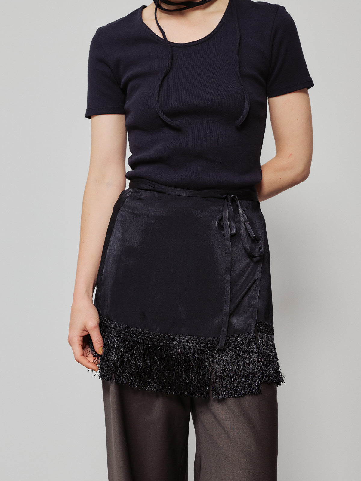 EVERYWHERE COVER FRINGE SKIRT