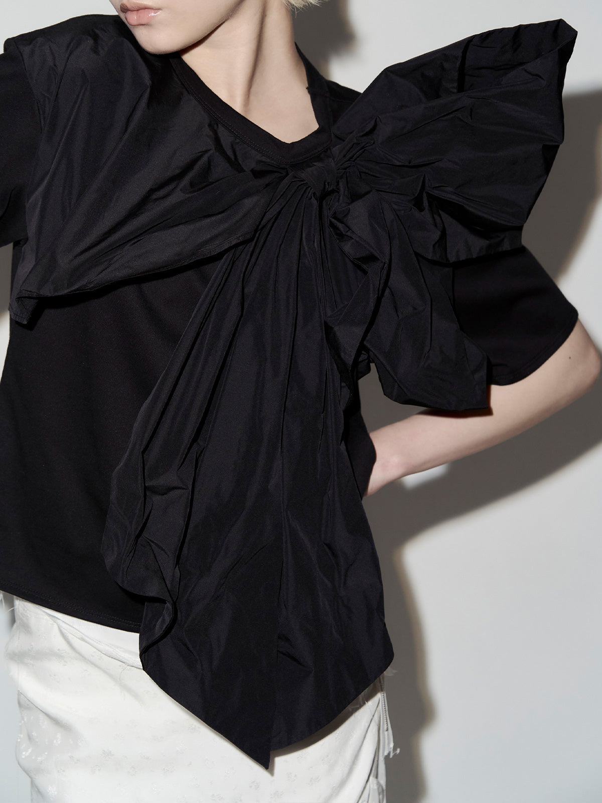 HUGE RIBBON Tshirt