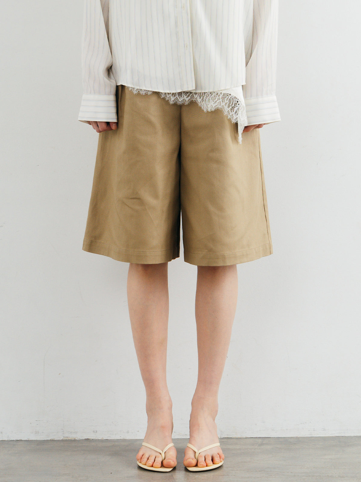 WIDE BERMUDA PANTS