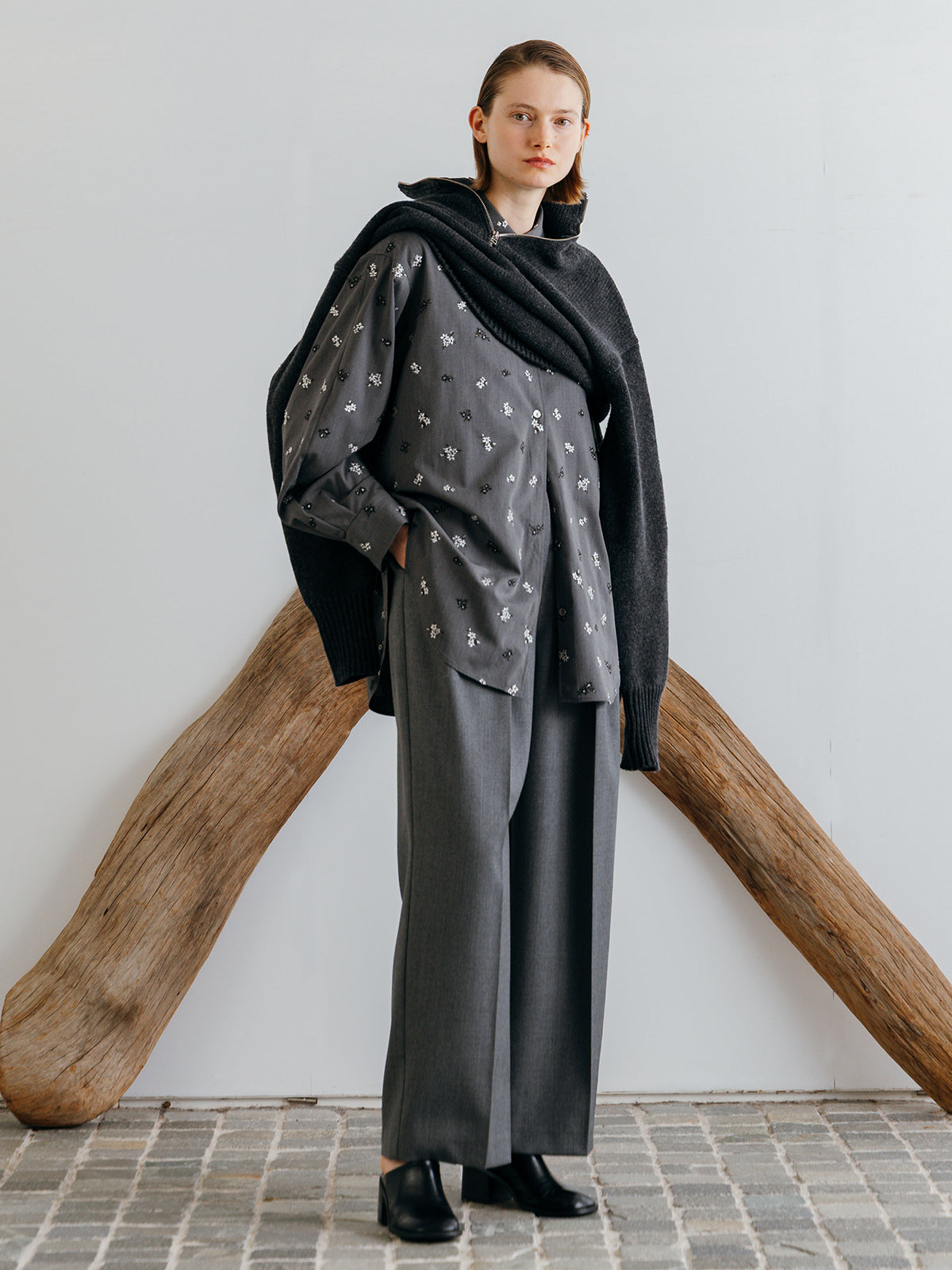 FLOWER EMBROIDERY SHIRTS