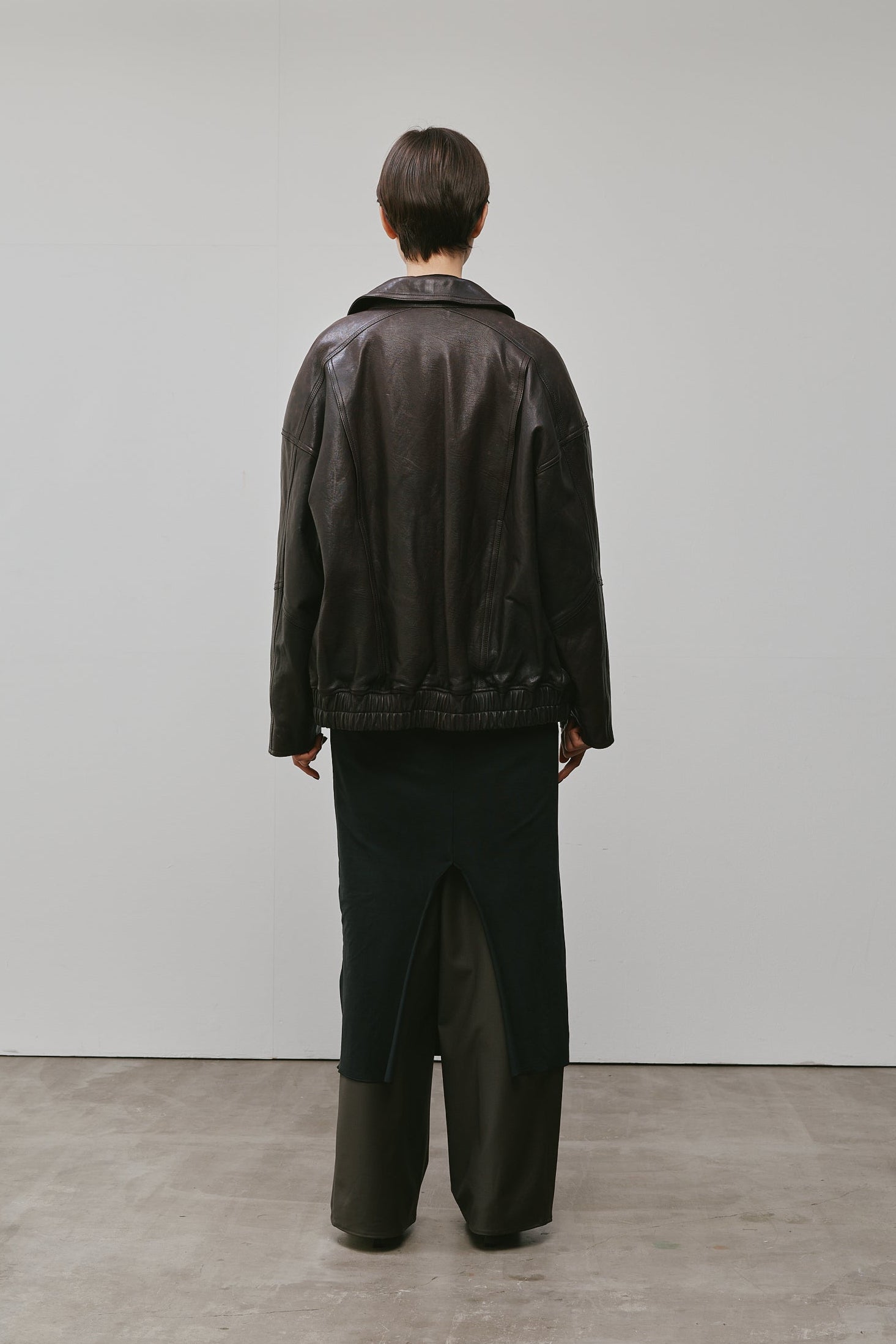 BOMBER JACKET IN LEATHER