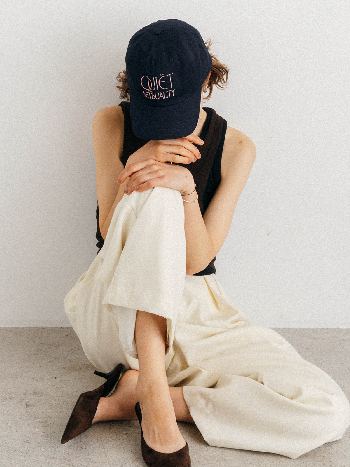 QUIET SENSUALITY CAP