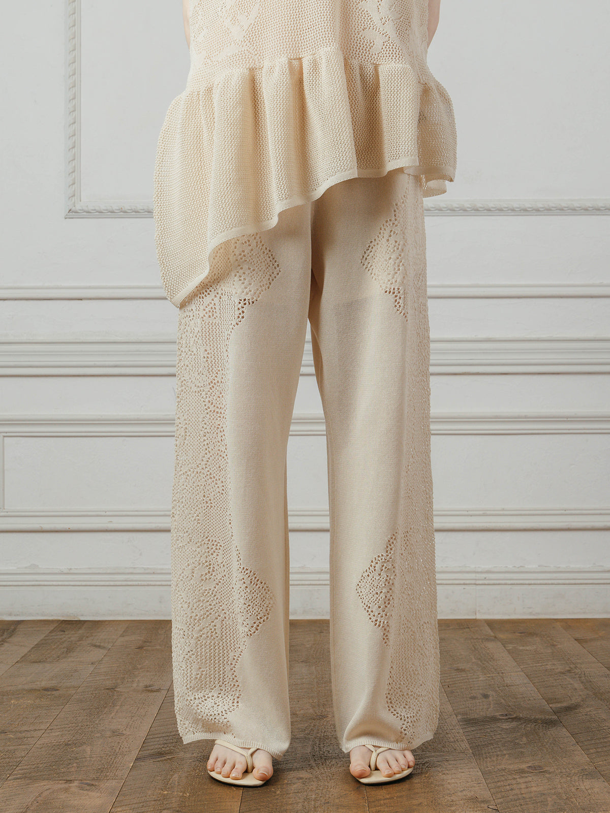 LACE KNIT PANTS