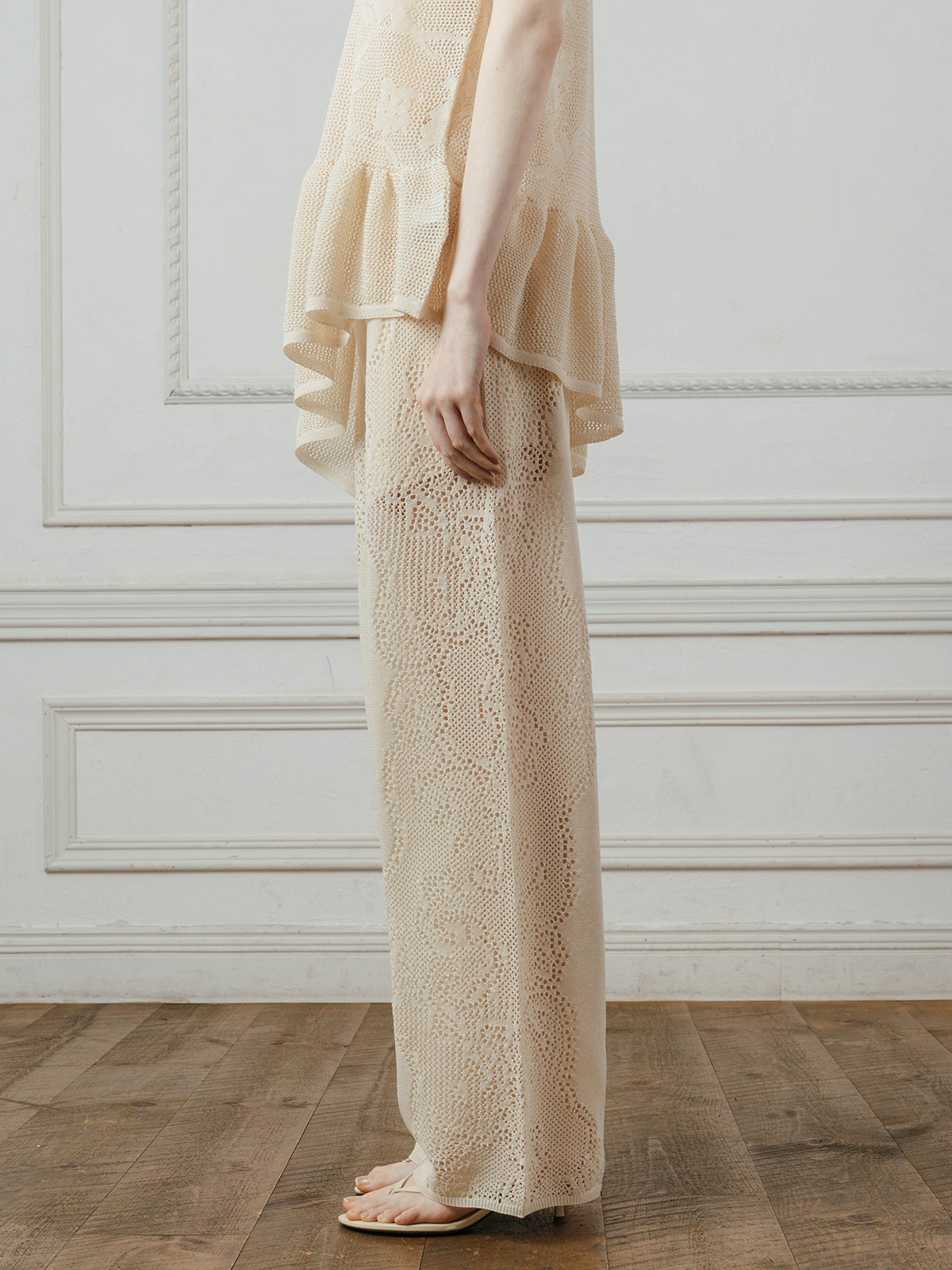 LACE KNIT PANTS