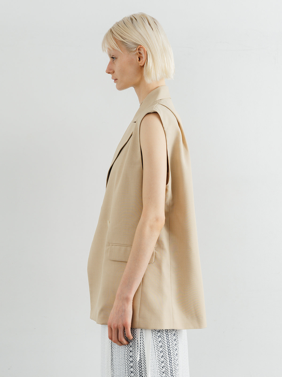 OVER SIZE DESIGN VEST