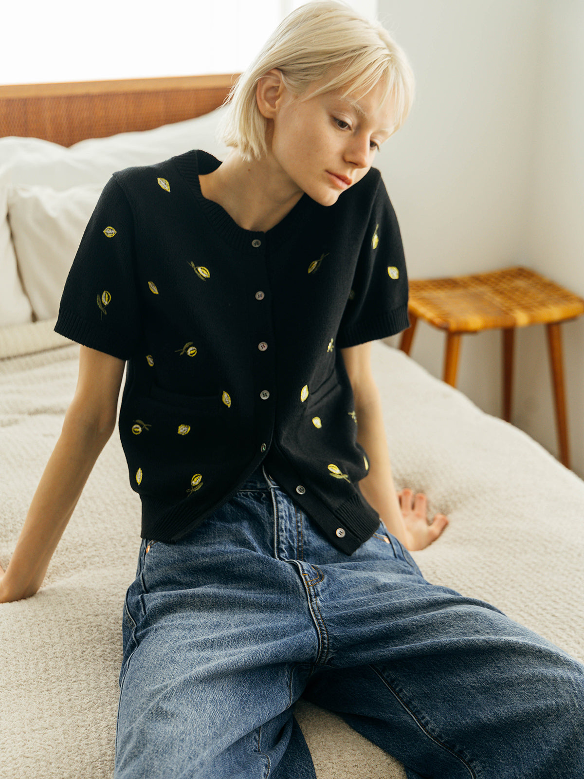 MOTIF EMBROIDERY KNIT CD