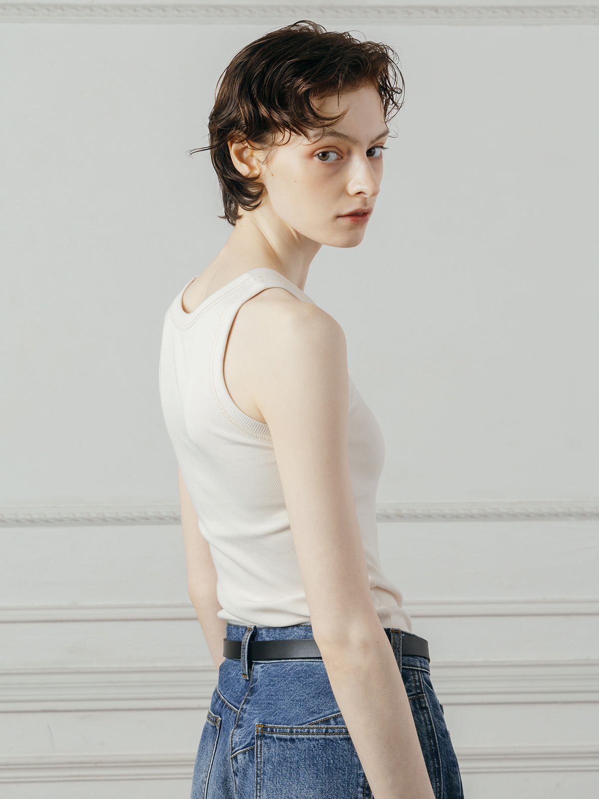 CUP-IN TANK TOP