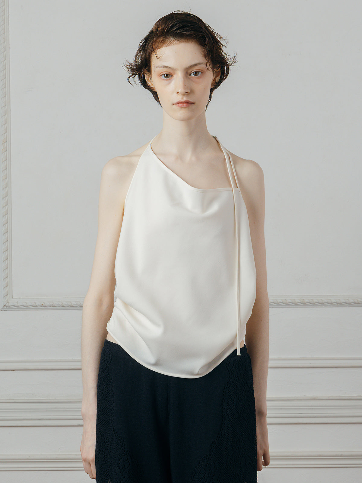 HOLTER NECK TOPS
