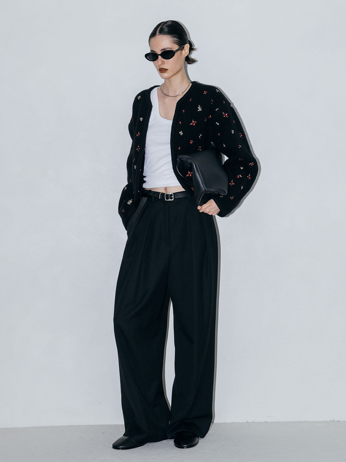 FLOWER EMBROIDERY KNIT JACKET
