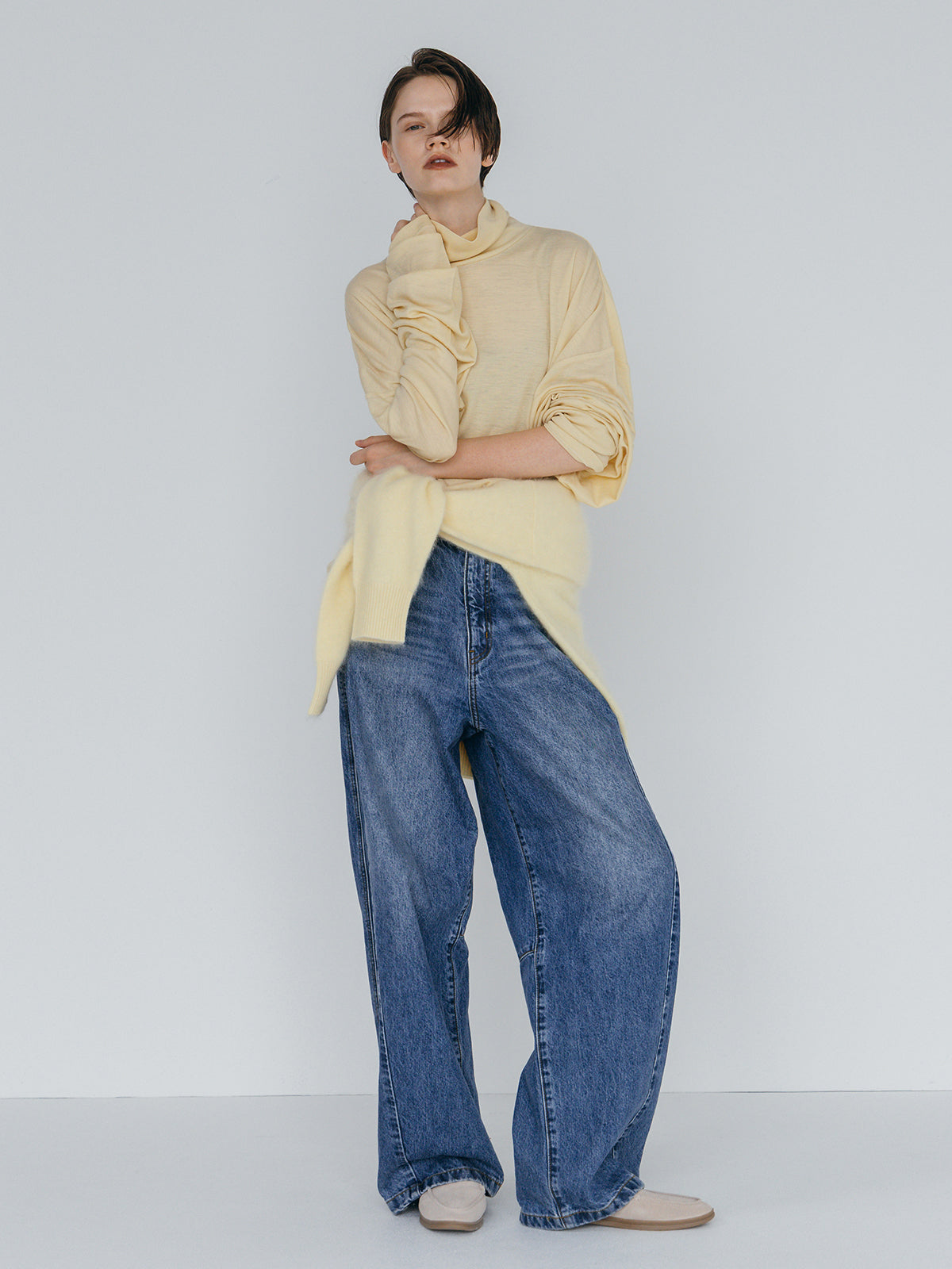 MINK FINISH V-NECK KNIT TOP