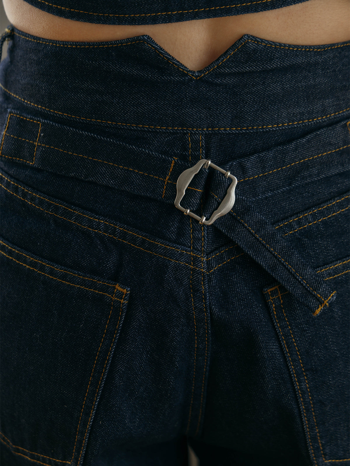 TWO TUCK BUGGY DENIM