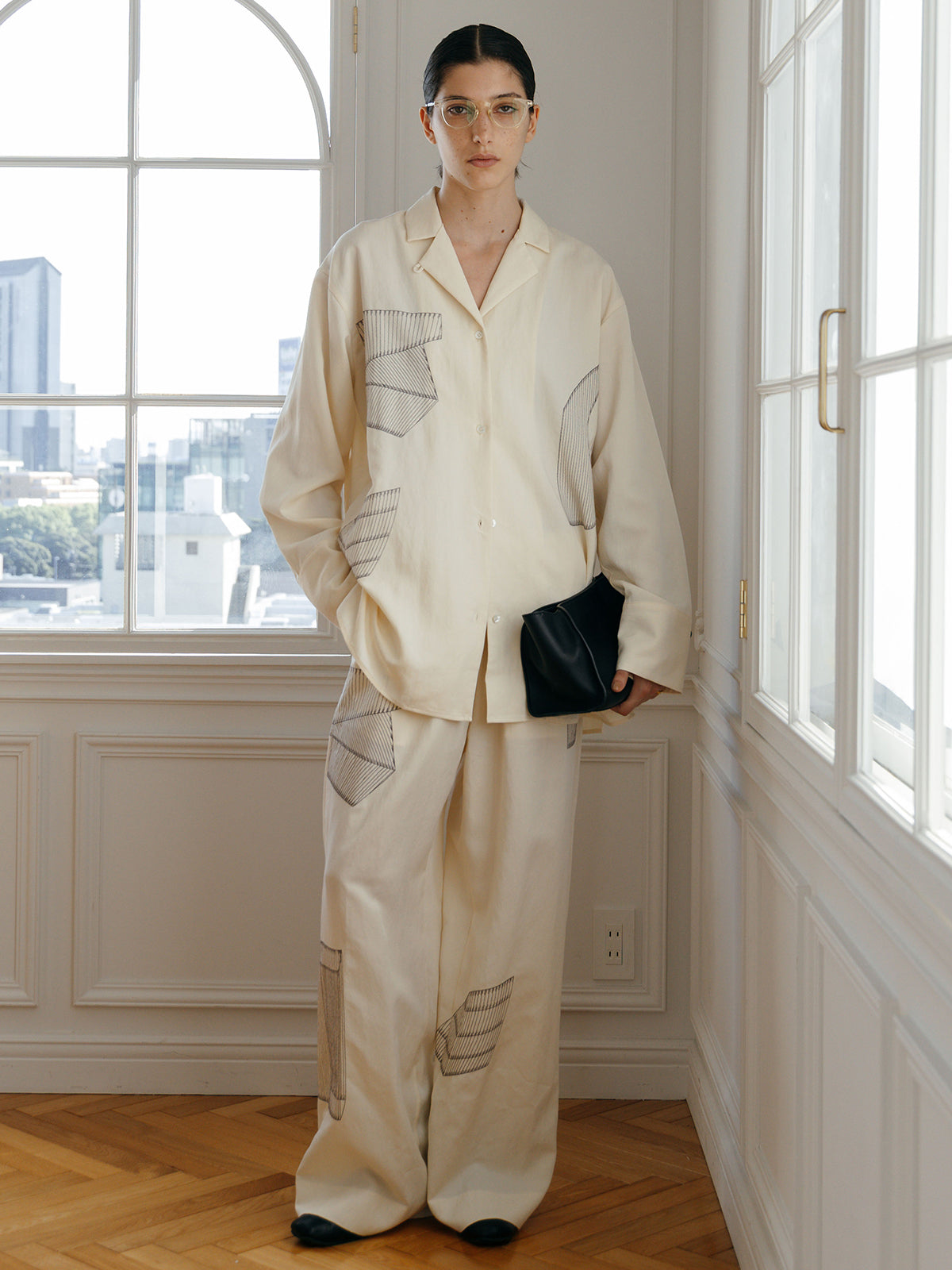 ART EMBROIDERY SHIRT