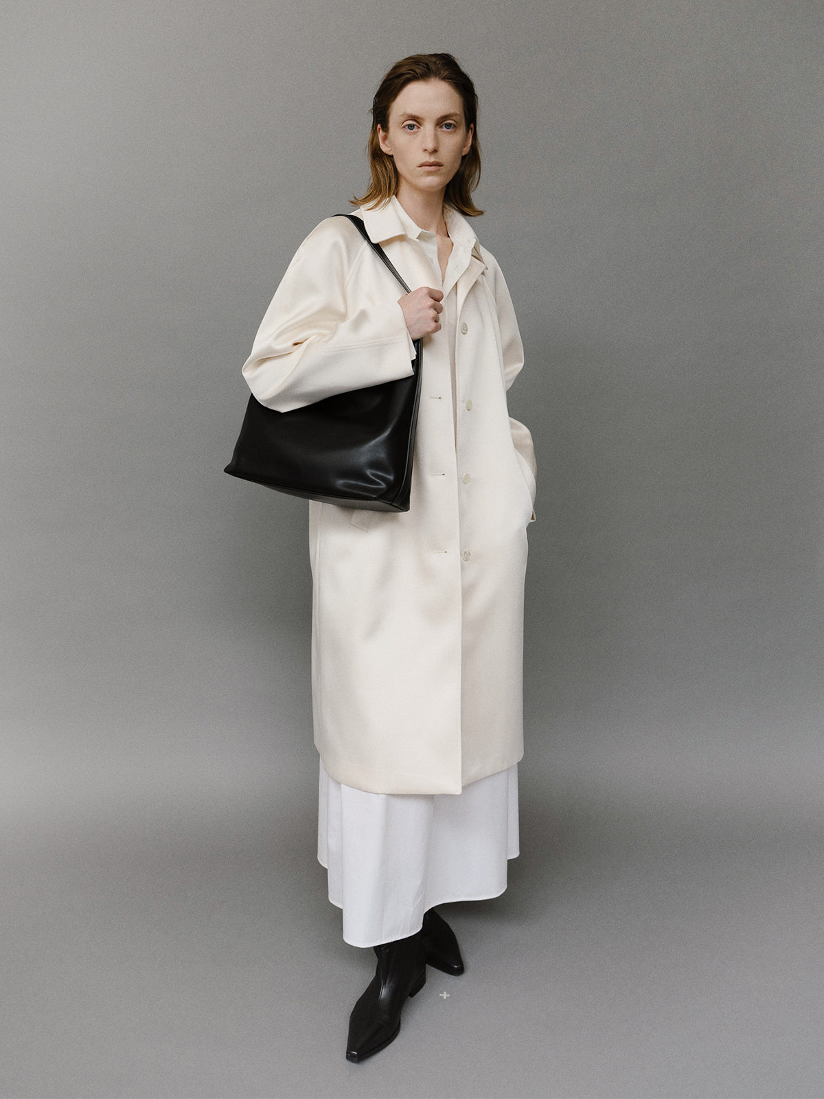 【ROH SEOUL】Pulpy hobo bag