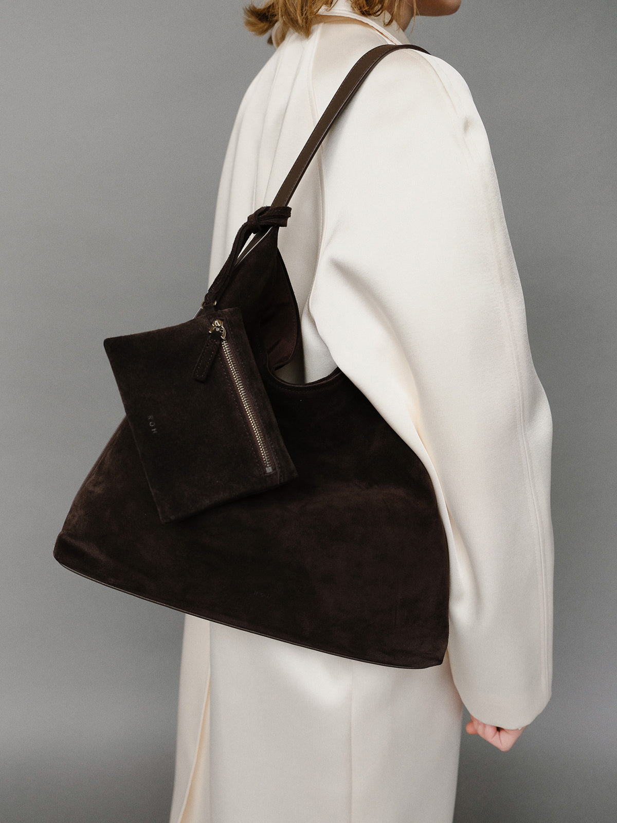 【ROH SEOUL】Pulpy hobo bag